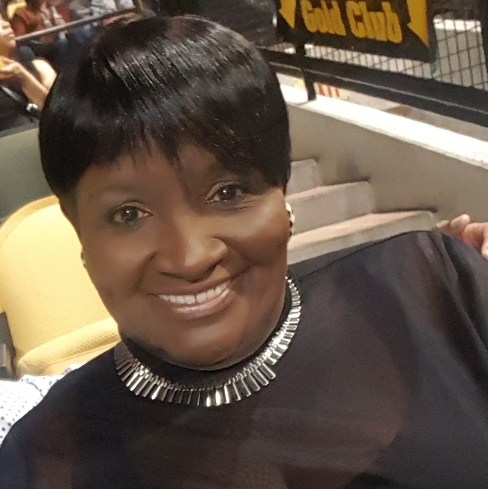 Meet your Posher, Cynthia